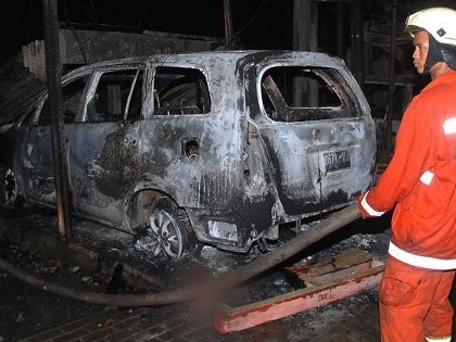 5 Penyebab Kebakaran di Mobil