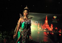 Thai Night Party akan membahas mengenai pameran perangko terbesar di dunia.