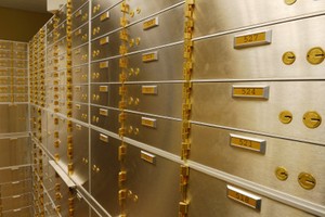 Mengintip Layanan Safe Deposit Box di Bank