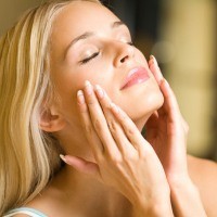 Nutrisi yang Bisa Jadi Tabir Surya Alami