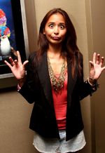 Ekspresi Wajah Konyol Joanna Alexandra