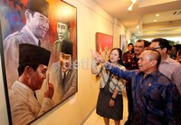 Menteri Koperasi dan UKM Syarif Hasan ikut menghadiri pembukaan ini. Pameran seni rupa ini diadakan sebagai bagian dari rangkaian acara Bulan Bung Karno.