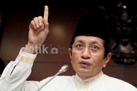 Sebagai kuasa pengguna anggaran, ia mendelegasikan pengadaan Al Quran itu pada Eselon 2 sampai ke panitia. Saya di Eselon 1. Tanggung jawab teknis itu di panitia pengadaan, kata dia.
