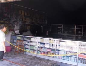 Toko Obama di Situbondo Terbakar