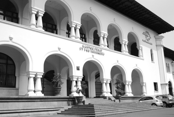 Melihat Perangko Antik di Museum Pos Indonesia, Bandung