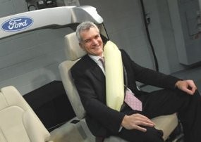 Ford Perluas Penggunaan Airbag di Seatbelt 