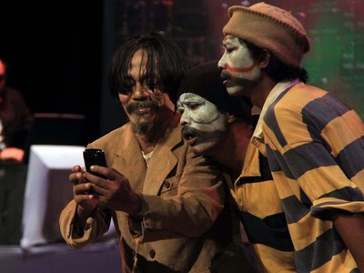 Pentas Teater Jomplang Gambaran Realita Hidup