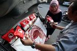 Jajanan Tradisional Beromzet Miliaran