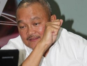 Alex Noerdin Janjikan Stadion Baru untuk Persija