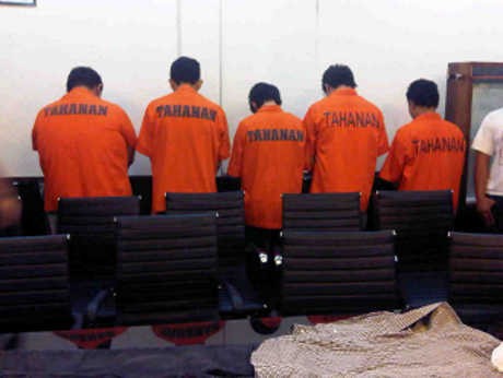 Pegawai PT Pindad Jadi Pemasok Senjata Perampok