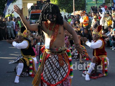 Kirab Budaya Peringati 2 Abad Paku Alaman