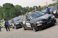 Mobil dipersiapkan dulu sebelum berangkat touring. Luthfi Andika/detikOto.