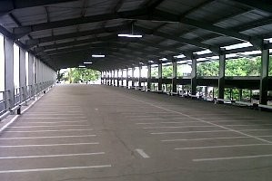 Belum Dipakai, Parkiran Rp 3 M DPR Sudah Rusak