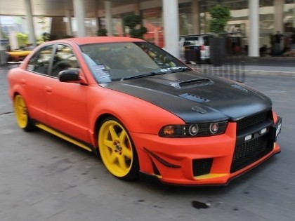 Mitsubishi Galant Berbodi Karet