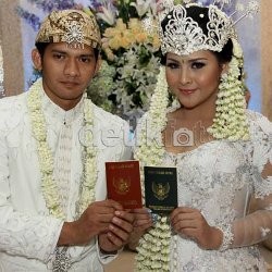 Audy dan Iko Uwais Langsung Bulan Madu ke Bali