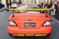Bagian belakang mobil menggunakan tema LED custom. (M Ikhsan/detikOto).