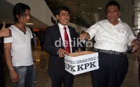 Pengunjung DPR turut menyumbangkan uang. Ramses/detikcom.