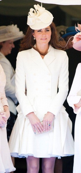 Pangeran Charles Habiskan Rp 471 Juta untuk Baju Kate Middleton