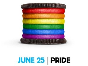 Wouw, Ada Oreo Pakai Rainbow Cream!