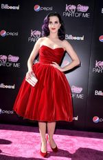 Seksi & Glamour Ala Katy Perry