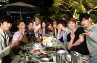 Leeteuk, Changmin TVXQ, dan Min miss A pun turut hadir. (Twitter).