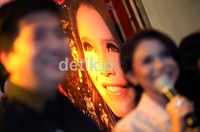 Ia pun tak lupa berterima kasih terhadap para penggemarnya, media dan pihak KFC yang telah berhasil memasarkan album The Best of Rossa yang berhasil meraih Multi Platinum Award.