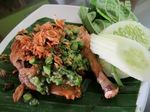 Mencicipi Gurih Enaknya Ayam Geprek Istimewa!