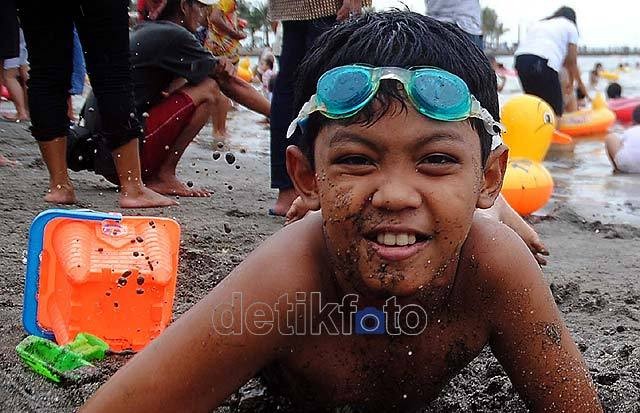 Ingin Pantai Ancol Gratis? Izin Dulu ke Pemegang Saham Publik