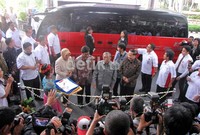 Gusti menuturkan, ke depan bus listrik ini harus memiliki kecepatan yang lebih tinggi. Di 2014 diharapkan produksinya mencapai 1 juta unit. Diharapkan begitu produksinya sudah banyak harga bus yang saat ini mencapai Rp 1,2 miliar bisa lebih murah. Luthfi Andika/detikOto.
