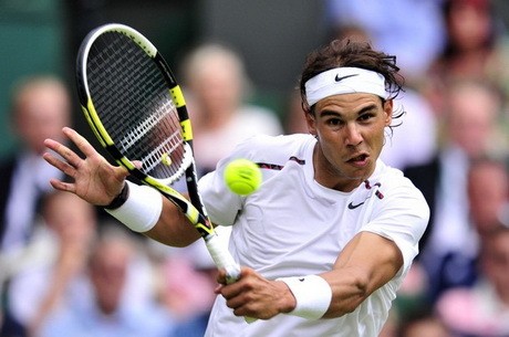 Lambat Panas, Nadal Tetap Menang Tiga Set