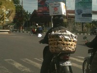 Foto diambil di Jalan Sandubaya Mataram. (Foto Akhmad Husnie)