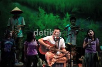 Konser ini berlangsung selama 2 Jam.