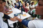 Antre Obat Gratis di Musim Kampanye