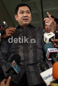 Hary Tanoe juga menuding ada kepentingan politik yang menunggangi kasus Pajak yang ditangani KPK. Pihak-pihak itu sengaja menyeret dirinya ke pusaran kasus karena kiprahnya masuk ke dunia politik.