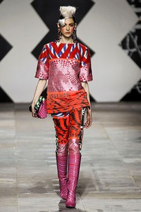 Louise Gray, Fall/Winter 2012. London Fashion Week 2011. [dok. Louise Gray]