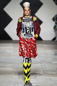 Louise Gray, Fall/Winter 2012. London Fashion Week 2011. [dok. Louise Gray]