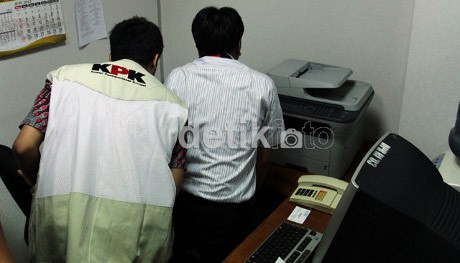 Tersangka Korupsi Alquran Terbaring Sakit di Rumah