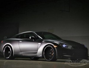 Wow! Nissan GT-R Bertenaga Galak