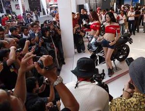 DP Kredit Motor Naik, Minerva Tetap Pede