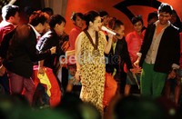 Ruth Sahanaya turut memeriahkan peresmian Kawasan Terpadu Trans Studio Bandung.