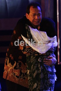 Kunci sukses seorang Chairul adalah sosok Ibu sebagai motivator dan segalanya bagi beliau.