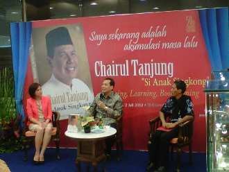 Puluhan Orang Minta Tanda Tangan CT di Grand Indonesia