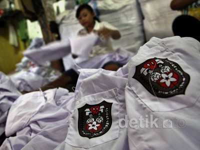 Tahun Ajaran Baru, Permintaan Seragam Melonjak