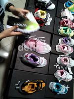 Banjir Diskon Produk Sepatu di PRJ