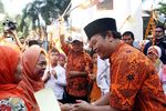 Hidayat Santap Asinan Betawi