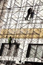 Upah Pekerja Hanya Naik Rp 20 Ribu
