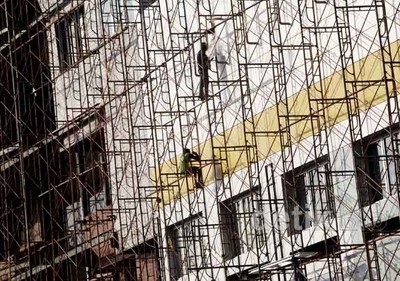 Upah Pekerja Hanya Naik Rp 20 Ribu