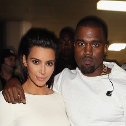 Cie... Kanye West Nyatakan Cinta pada Kim Kardashian di BET Awards 2012