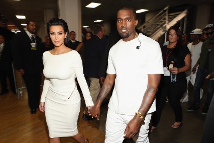 Cie... Kanye West Nyatakan Cinta pada Kim Kardashian di BET Awards 2012
