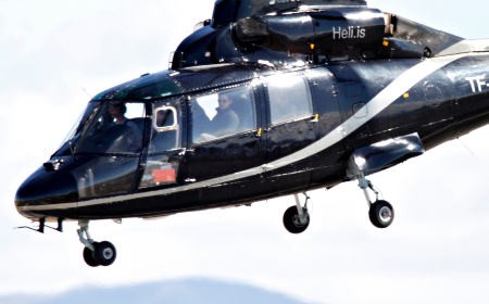 Hindari Media, Tom Cruise Gunakan Helikopter ke Lokasi Syuting